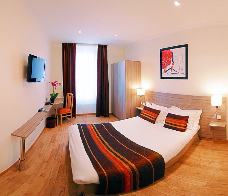 Hotel B&B Hôtel Hyeres Hyères
