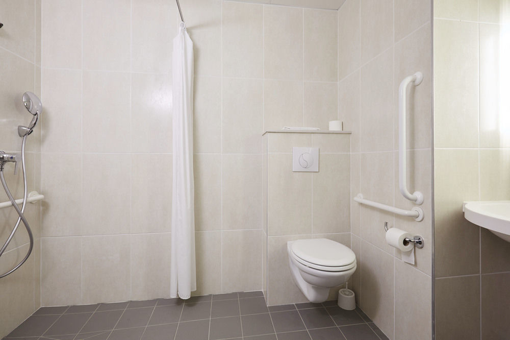 B&B Hôtel Hyeres 2* Hyères