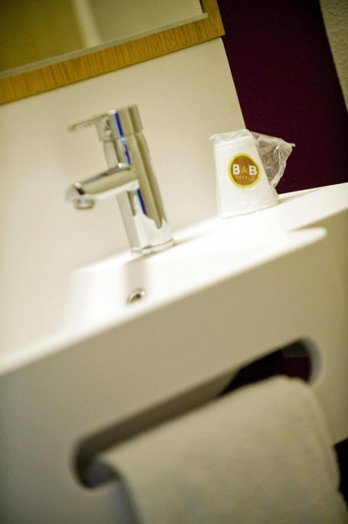 Hotel B&B Hôtel Hyeres Hyères