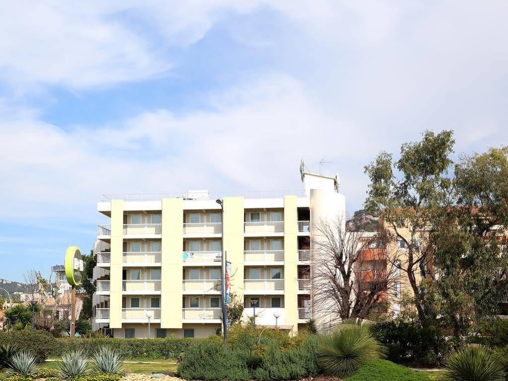 Hotel B&B Hôtel Hyeres 2*