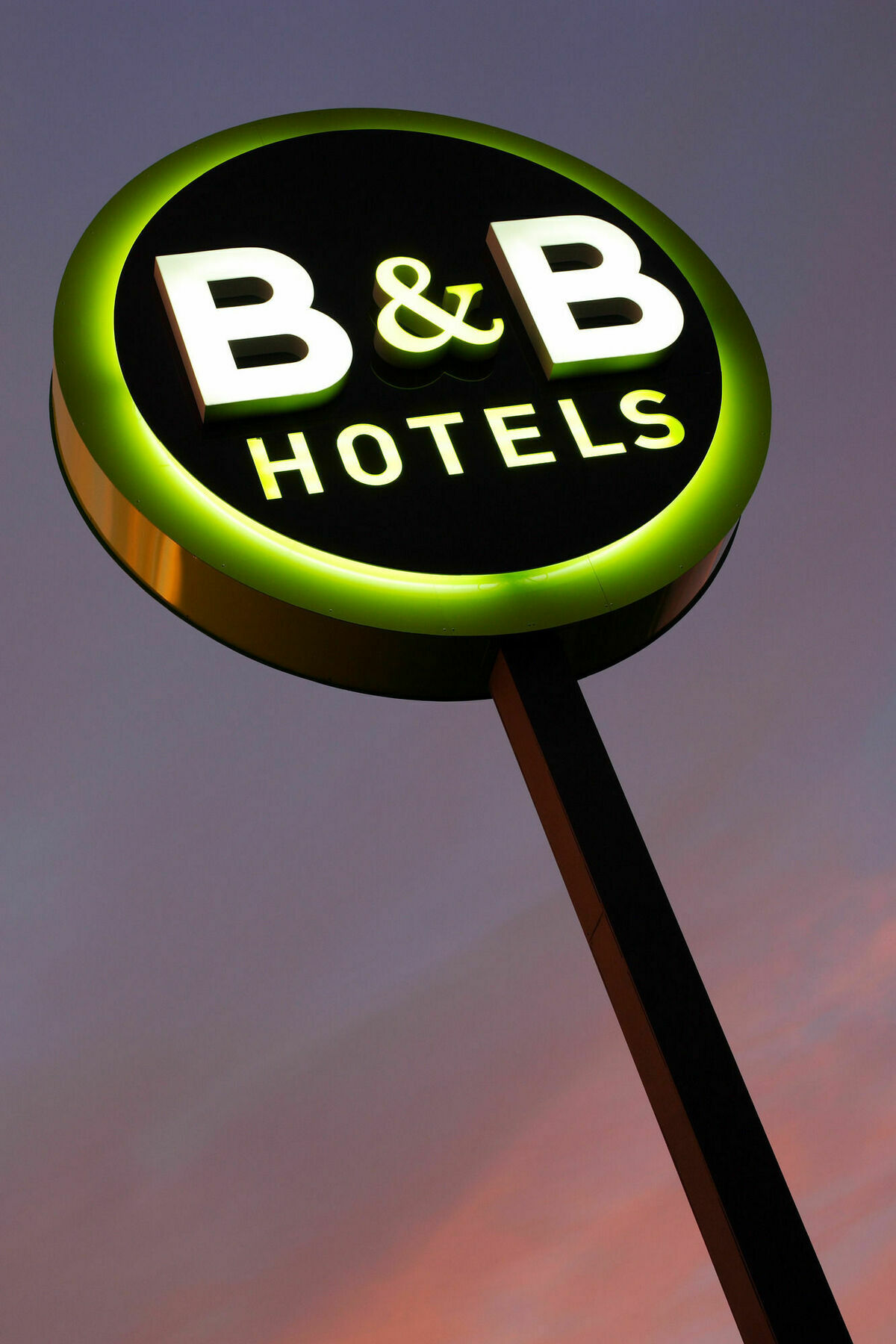 Hotel B&B Hôtel Hyeres