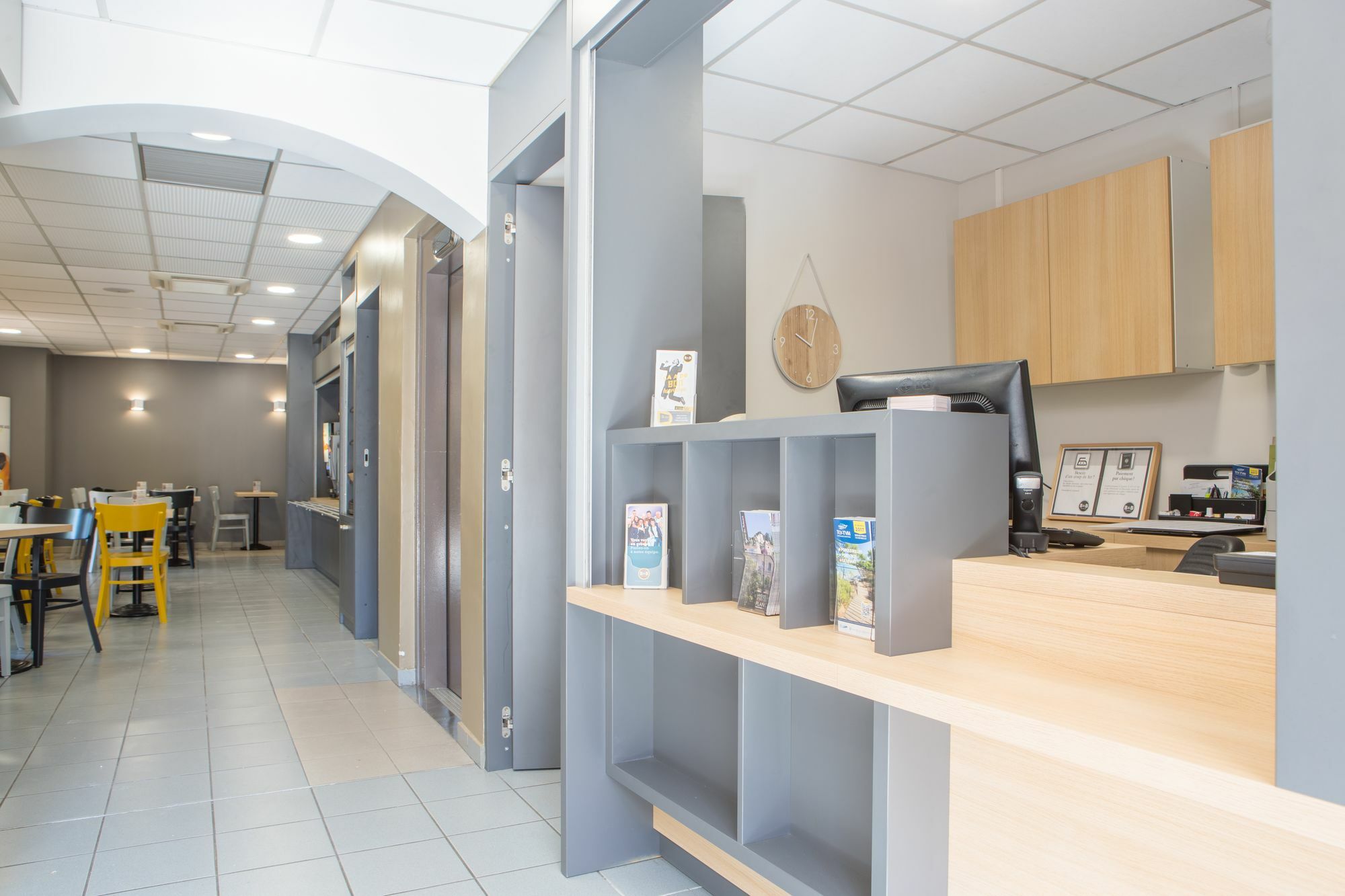 Hotel B&B Hôtel Hyeres Hyères