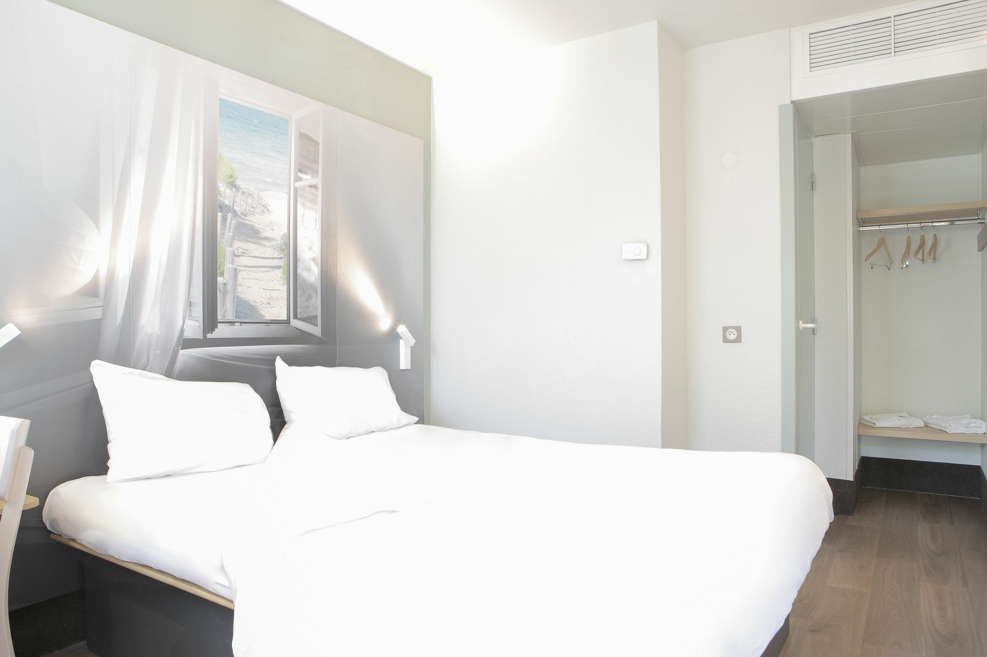 B&B Hôtel Hyeres Hotel